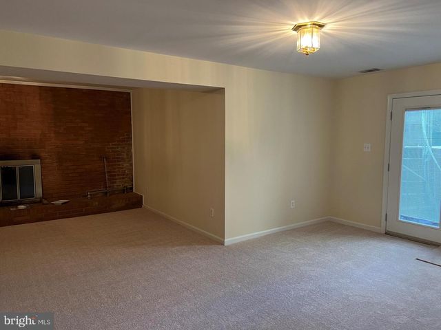 3225 DUNSTER CT, Fairfax, VA 22030