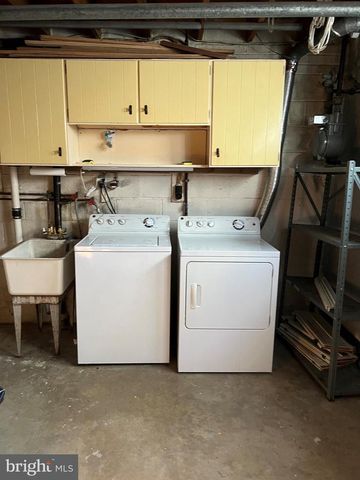 3225 DUNSTER CT, Fairfax, VA 22030