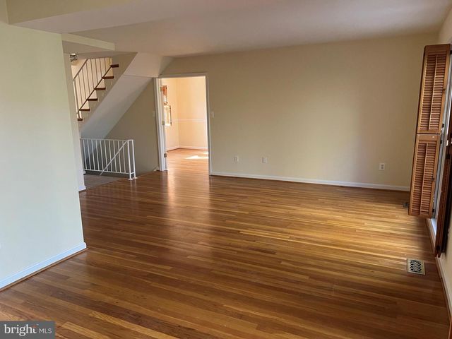 3225 DUNSTER CT, Fairfax, VA 22030