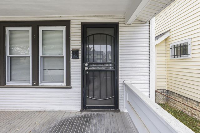 377-379 S Terrace Avenue, Columbus, OH 43204