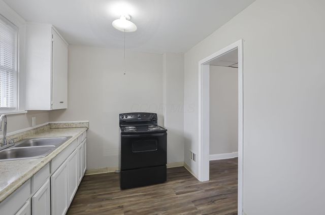 377-379 S Terrace Avenue, Columbus, OH 43204