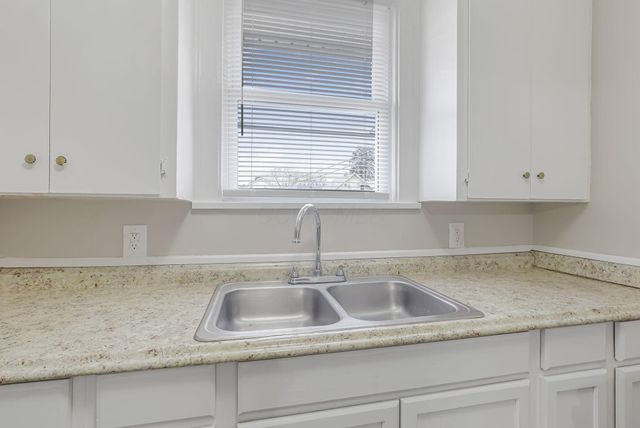 377-379 S Terrace Avenue, Columbus, OH 43204