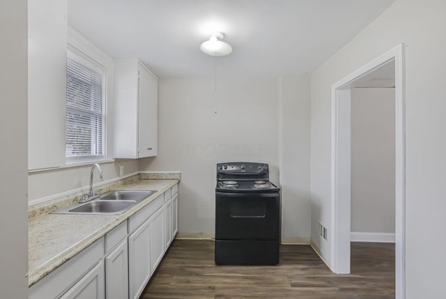 377-379 S Terrace Avenue, Columbus, OH 43204