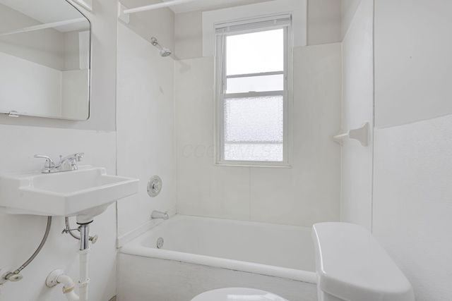 377-379 S Terrace Avenue, Columbus, OH 43204