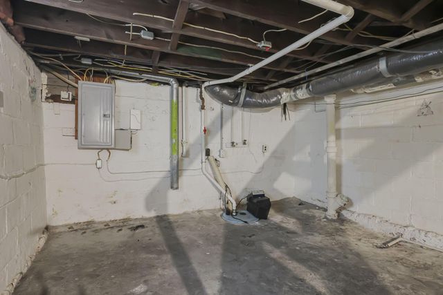 377-379 S Terrace Avenue, Columbus, OH 43204