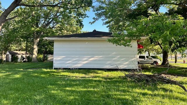 226 N Lombardy Drive, South Bend, IN 46619