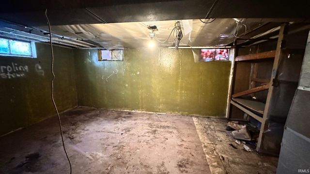 226 N Lombardy Drive, South Bend, IN 46619