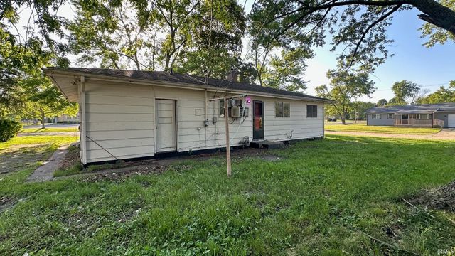 226 N Lombardy Drive, South Bend, IN 46619
