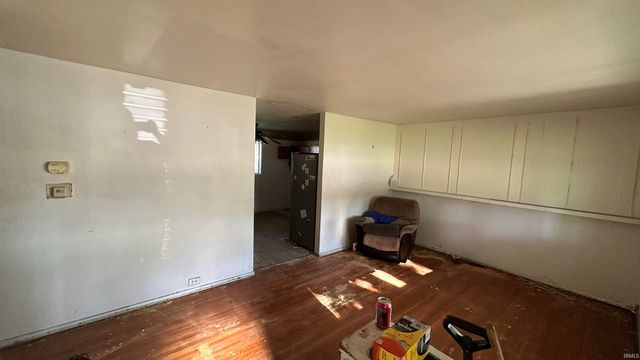 226 N Lombardy Drive, South Bend, IN 46619
