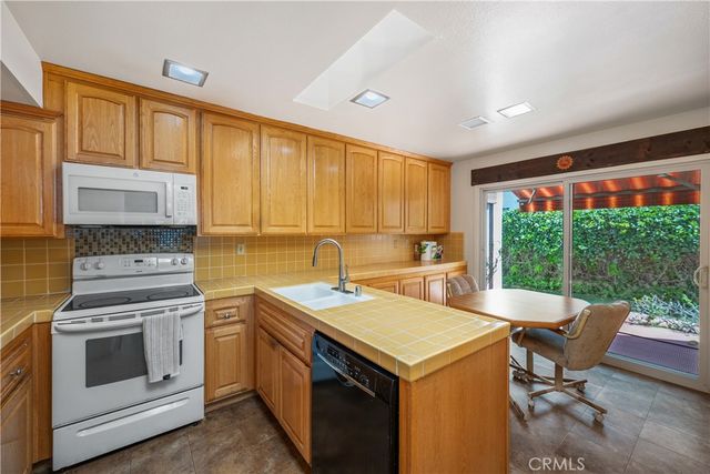 3426 Gulfcrest Drive, Rancho Palos Verdes, CA 90275