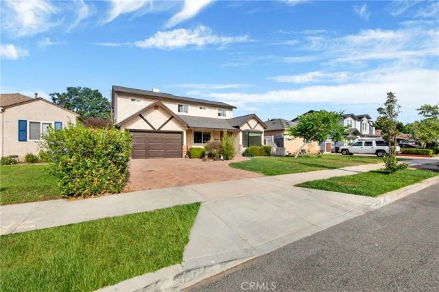 1432 N Catalina Street, Burbank, CA 91505
