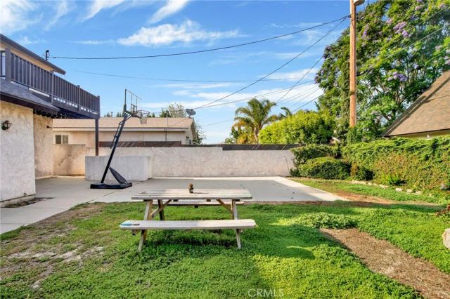 1432 N Catalina Street, Burbank, CA 91505