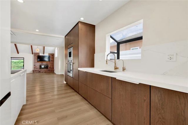 1432 N Catalina Street, Burbank, CA 91505