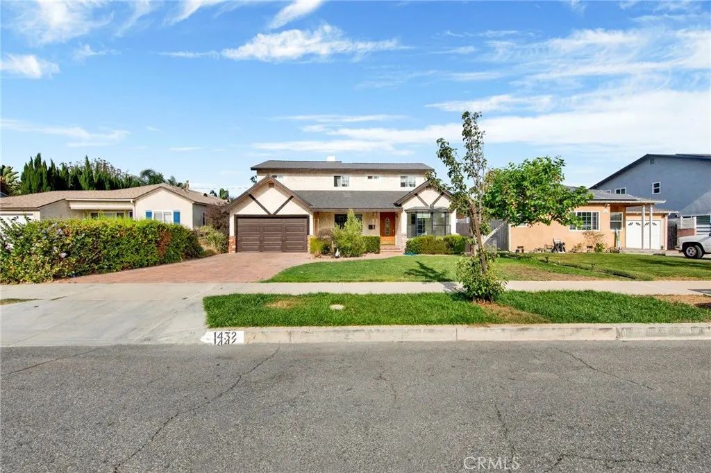 1432 N Catalina Street, Burbank, CA 91505