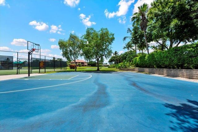 10295 Trianon Place, Wellington, FL 33449