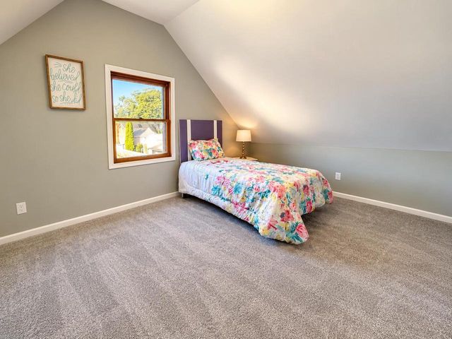 3854 E Carpenter AVENUE, Cudahy, WI 53110
