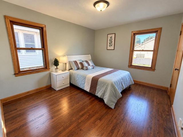 3854 E Carpenter AVENUE, Cudahy, WI 53110