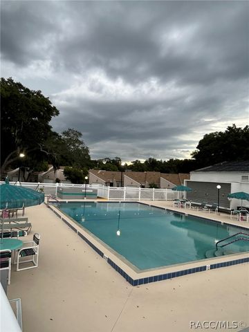6821 E Queensbury Lane, Inverness, FL 34452