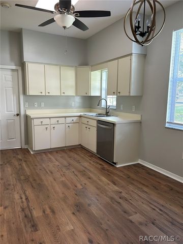 6821 E Queensbury Lane, Inverness, FL 34452