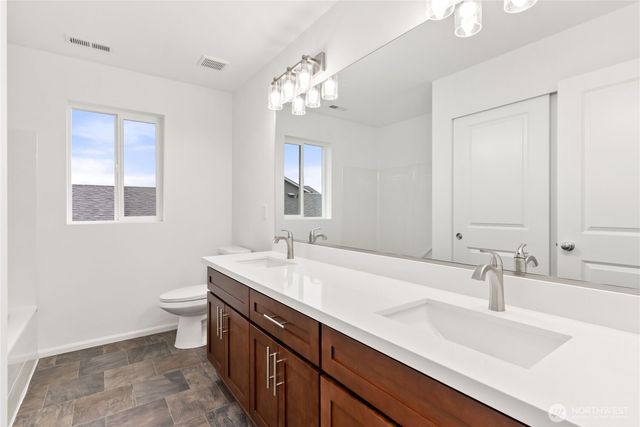 1833 193rd Street Ct E, Spanaway, WA 98387