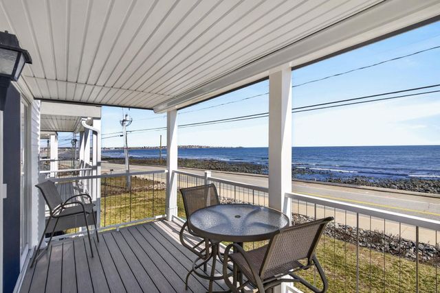 790 York St Apt 4, York, ME 03909