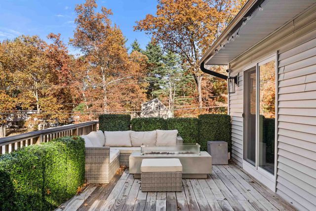 3 Robin Drive, Hudson, NH 03051