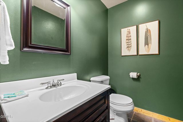 967 Scenic Trail, Gatlinburg, TN 37738