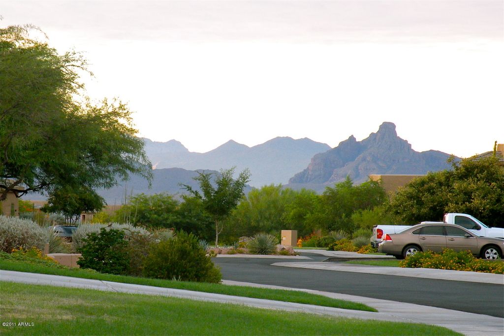14850 E GRANDVIEW Drive 224, Fountain Hills, AZ 85268