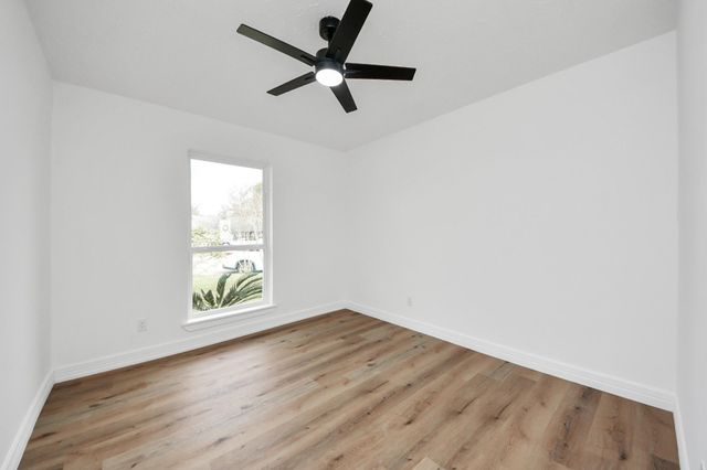 717 Phyllis Court, Conroe, TX 77303