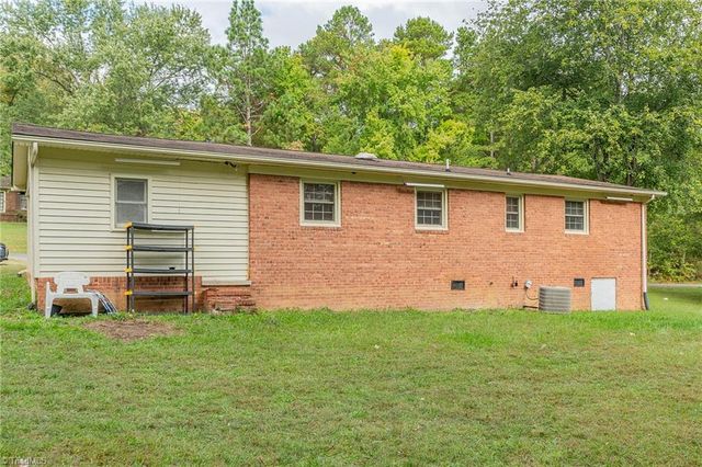 272 Cheyenne Circle, Asheboro, NC 27205