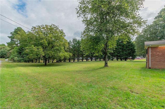 272 Cheyenne Circle, Asheboro, NC 27205