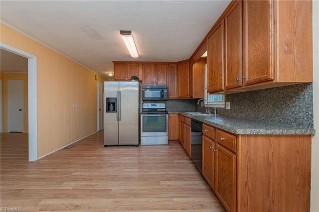 272 Cheyenne Circle, Asheboro, NC 27205