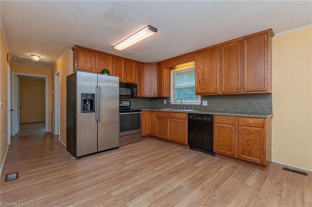 272 Cheyenne Circle, Asheboro, NC 27205
