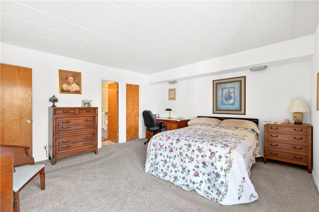 55 Highland Rd 503, Bethel Park, PA 15102