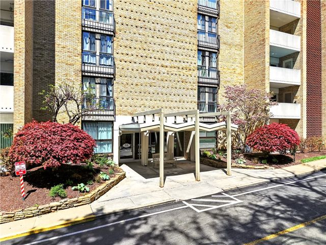 55 Highland Rd 503, Bethel Park, PA 15102
