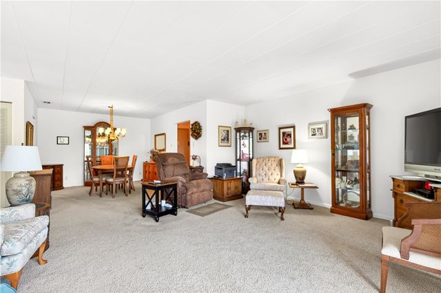 55 Highland Rd 503, Bethel Park, PA 15102