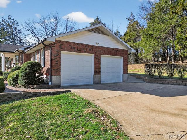 2361 Prairie Hollow Road, Imperial, MO 63052