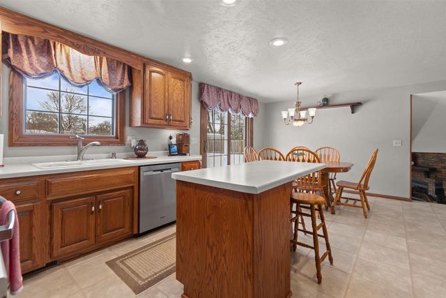 1258 CIRCLE DRIVE, Green Bay, WI 54313