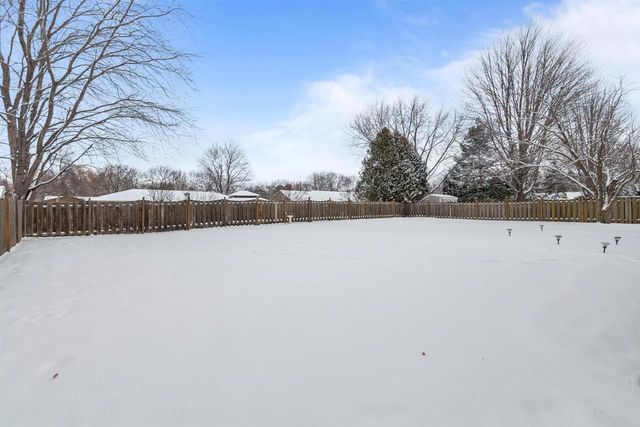 1258 CIRCLE DRIVE, Green Bay, WI 54313