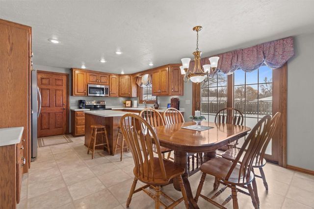 1258 CIRCLE DRIVE, Green Bay, WI 54313