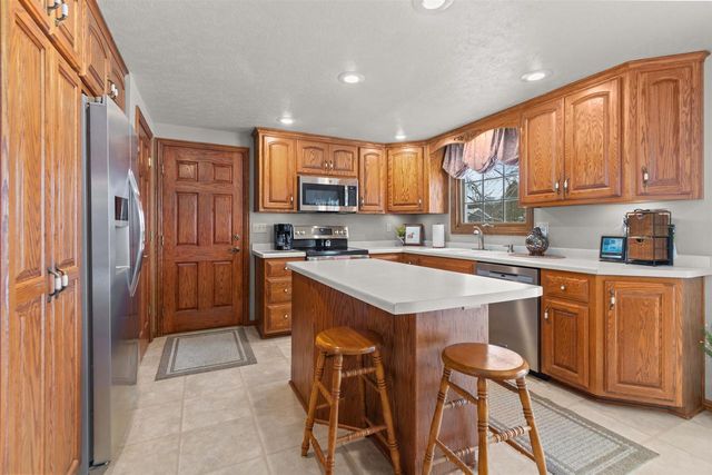 1258 CIRCLE DRIVE, Green Bay, WI 54313