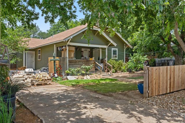 905 W 10th ST, Georgetown, TX 78626