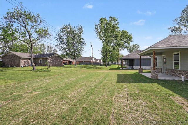 811 S Wood Street, Pryor, OK 74361