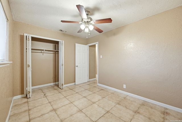 1414 Beverly Ann St, San Antonio, TX 78224