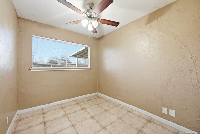 1414 Beverly Ann St, San Antonio, TX 78224