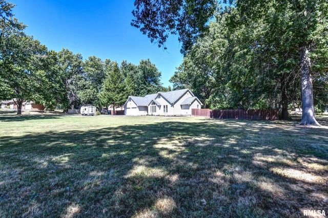 3415 LINCOLN Trail, Taylorville, IL 62568