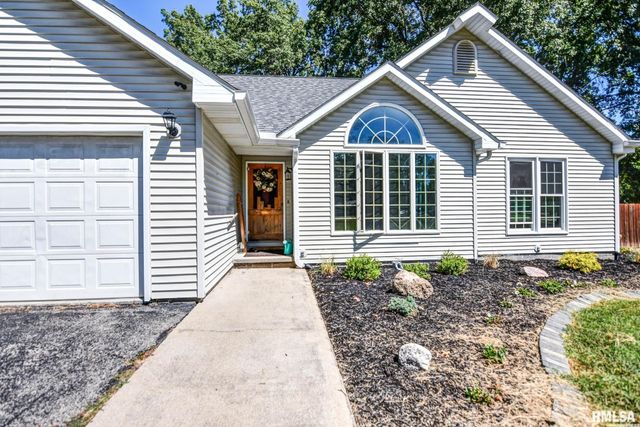 3415 LINCOLN Trail, Taylorville, IL 62568