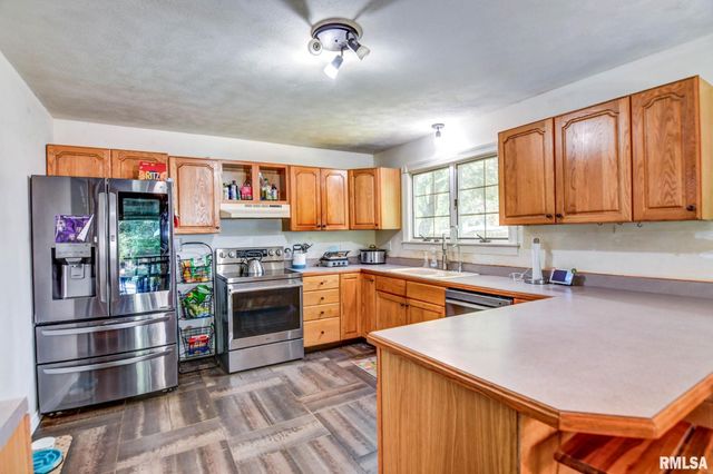 3415 LINCOLN Trail, Taylorville, IL 62568