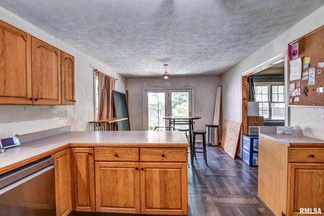 3415 LINCOLN Trail, Taylorville, IL 62568