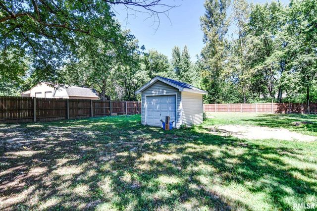 3415 LINCOLN Trail, Taylorville, IL 62568